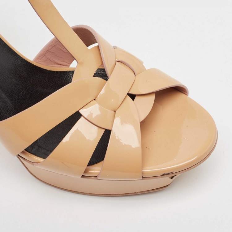 مملوكة مسبقًا Saint Laurent Beige Patent Leather Tribute Platform Sandals Size 38.5