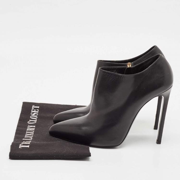 Pre Owned Saint Laurent Black Leather Pointed Toe Ankle Length Boots Size 40