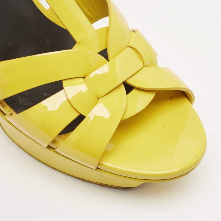مملوكة مسبقًا Saint Laurent Yellow Patent Leather Tribute Platform Sandals Size 37
