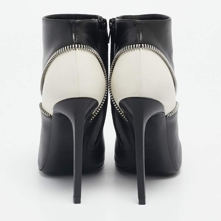 Pre Owned Saint Laurent Black/White Leather Zip Detail Ankle Length Boots Size 36