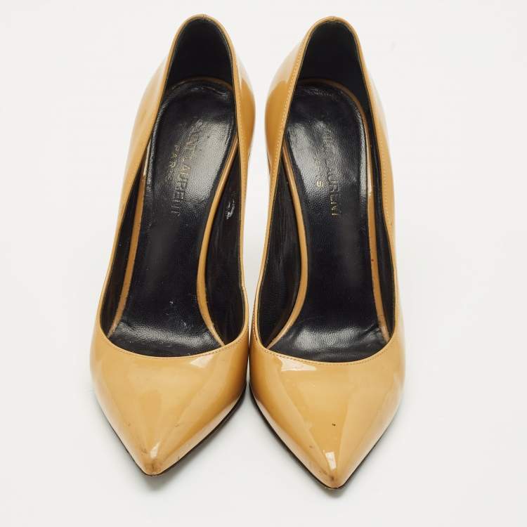 Pre Owned Saint Laurent Beige Patent Leather Anja Pointed Toe Pumps Size 37