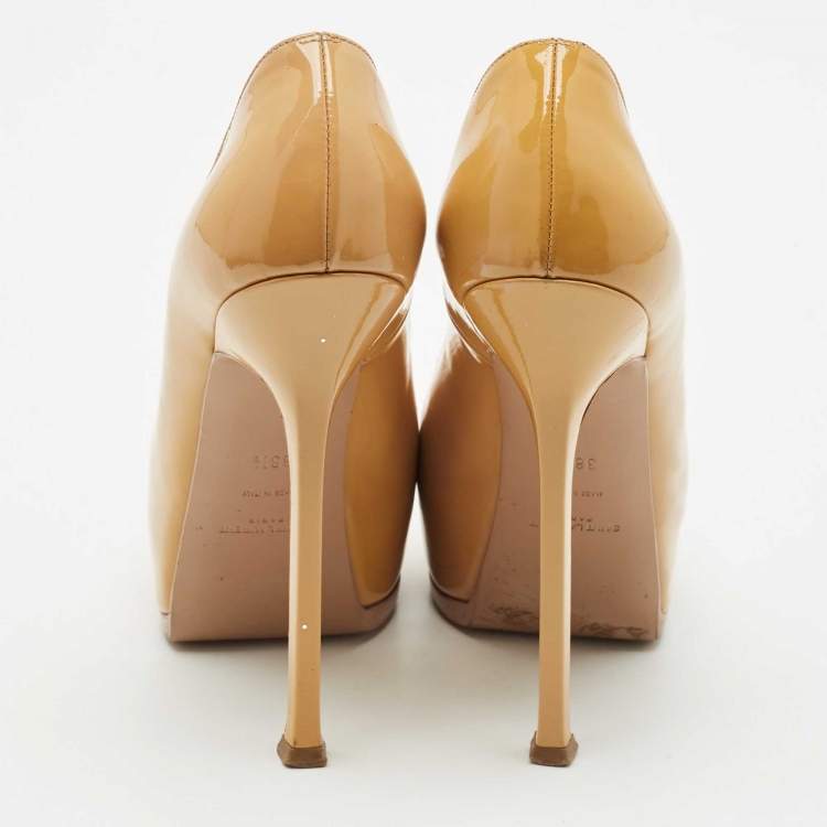 Pre Owned Saint Laurent Beige Patent Leather Tribtoo Platform Pumps Size 38.5
