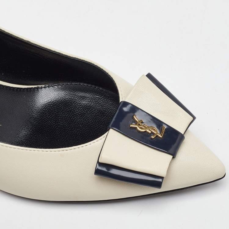 Pre Owned Saint Laurent Off White/Navy Blue Leather Anais YSL Bow Pumps Size 35.5