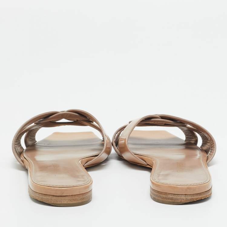 Pre Owned Saint Laurent Beige Patent Leather Tribute Flat Sandals Size 35.5