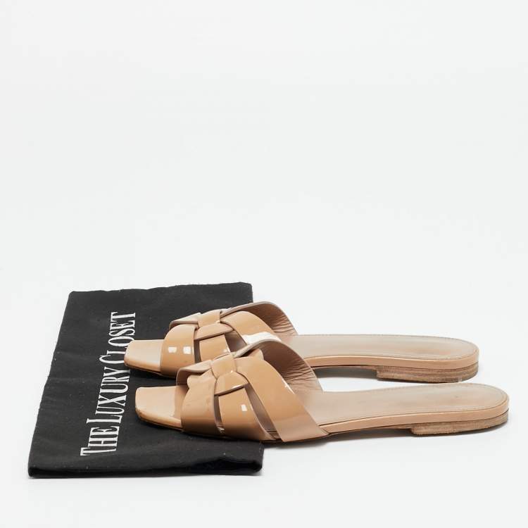 Pre Owned Saint Laurent Beige Patent Leather Tribute Flat Sandals Size 35.5