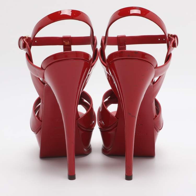 مملوكة مسبقًا Saint Laurent Paris Tribute Size 38.5 Red Patent Leather Platform Sandals