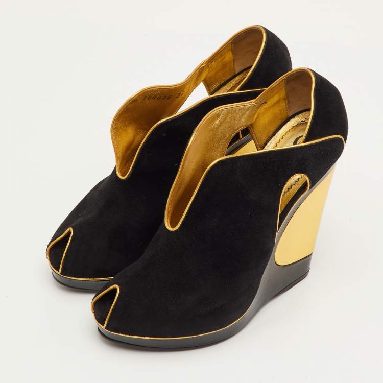 مملوكة مسبقًا Yves Saint Laurent Size 36 Black/Gold Cut-Out Suede Peep Toe Platform Wedge Pumps 