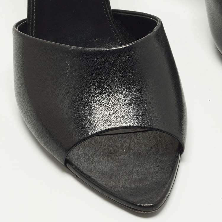 Pre Owned Saint Laurent LA 16 Size 39 Black Leather Slide Sandals