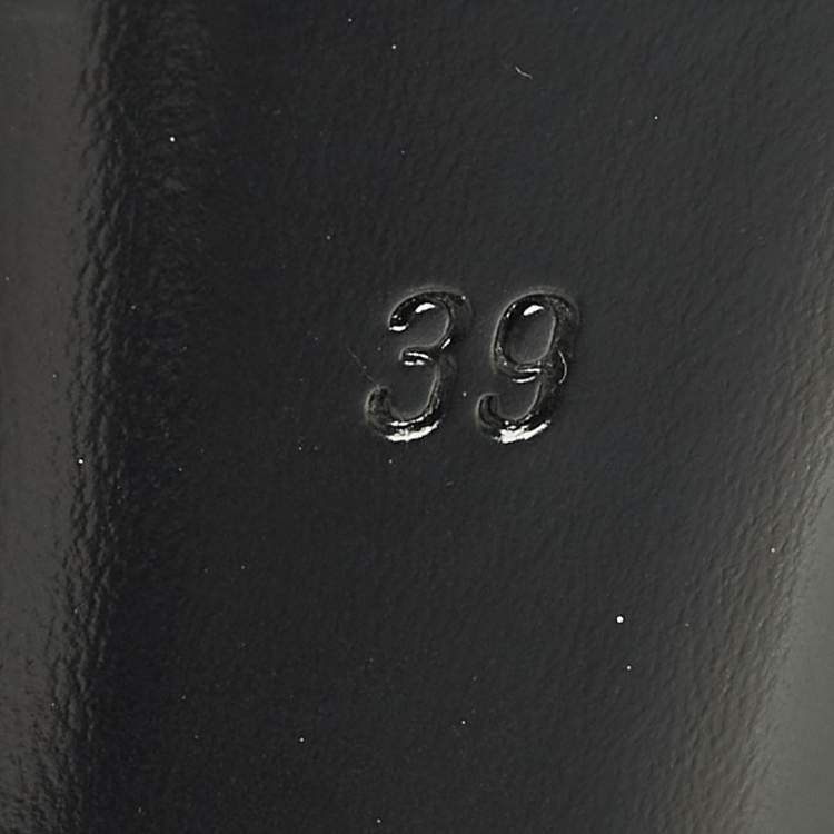 Pre Owned Saint Laurent LA 16 Size 39 Black Leather Slide Sandals