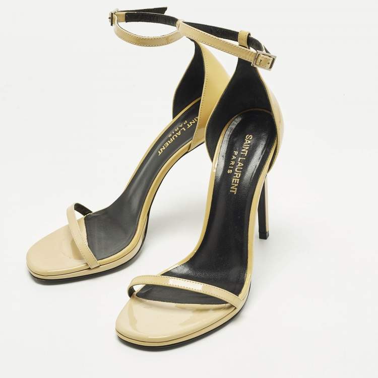 مملوكة مسبقًا Saint Laurent Jane Size 38 Beige Patent Leather Ankle Strap Sandals