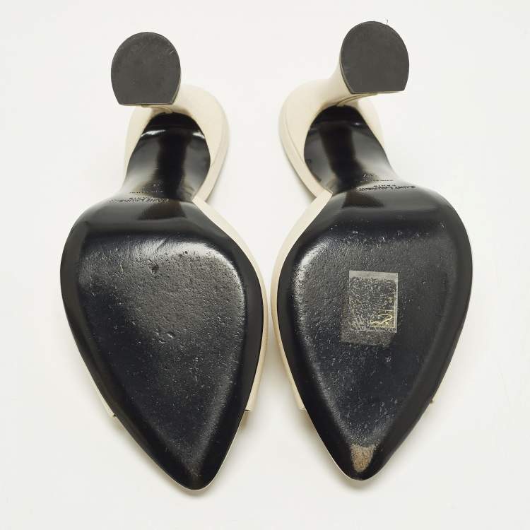 Pre Owned Saint Laurent  Suite 105 Size 37 White Fabric Mules