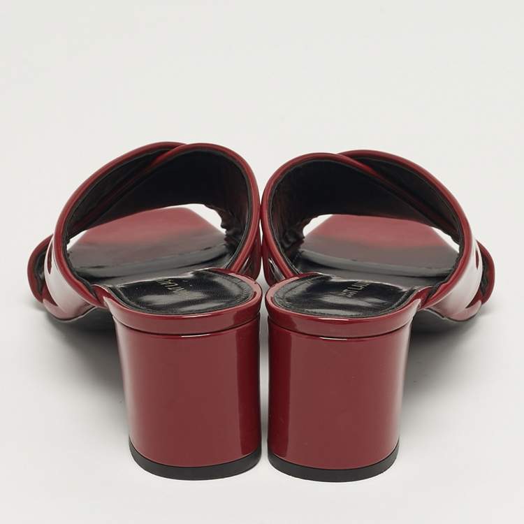 Pre Owned Saint Laurent Loulou Size 38.5 Red Patent Leather Slide Sandals