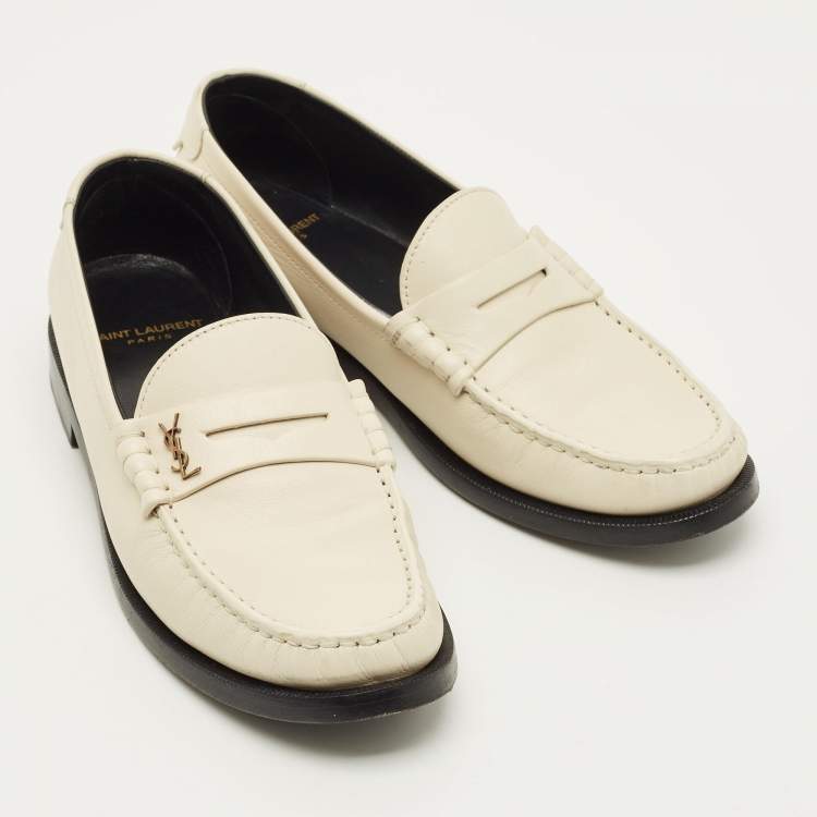 مملوكة مسبقًا Saint Laurent Le Size 38 Cream Leather Penny Loafers