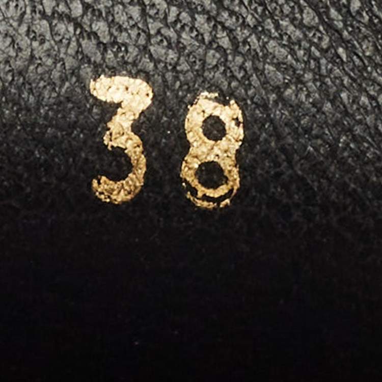 مملوكة مسبقًا Saint Laurent Le Size 38 Cream Leather Penny Loafers