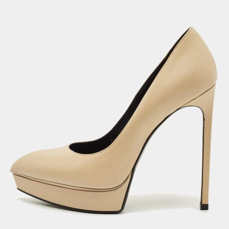 مملوكة مسبقًا Saint Laurent Janis Size 37.5 Beige Leather Platform Pumps