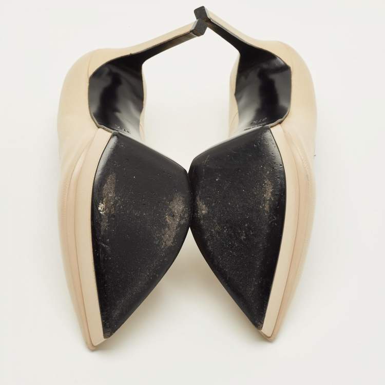 مملوكة مسبقًا Saint Laurent Janis Size 37.5 Beige Leather Platform Pumps