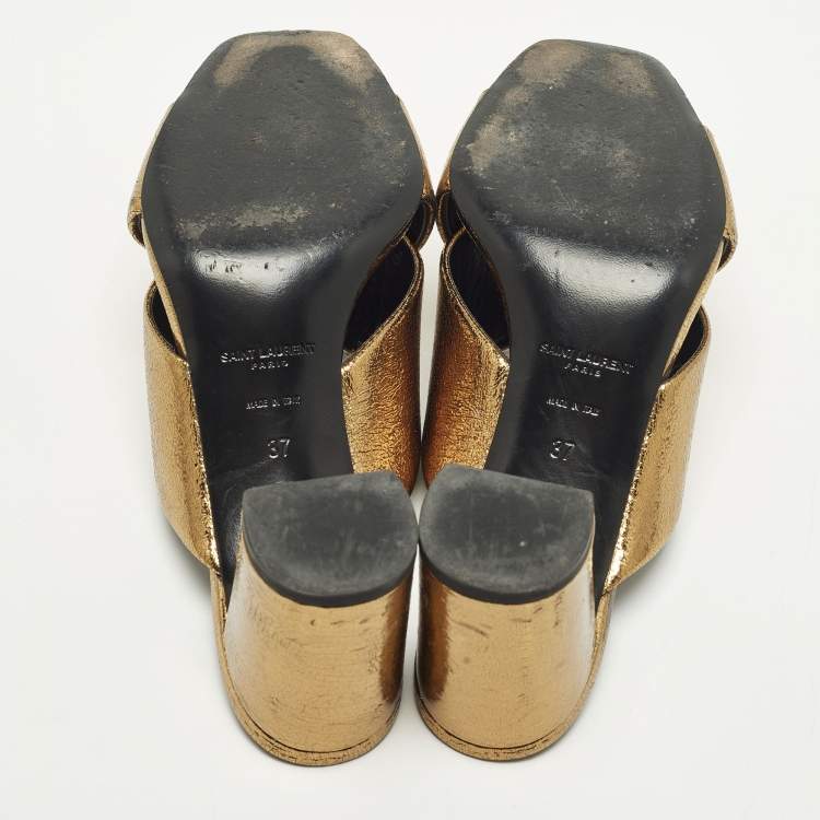 Pre Owned Saint Laurent Loulou Size 37 Gold Leather Slide Sandals