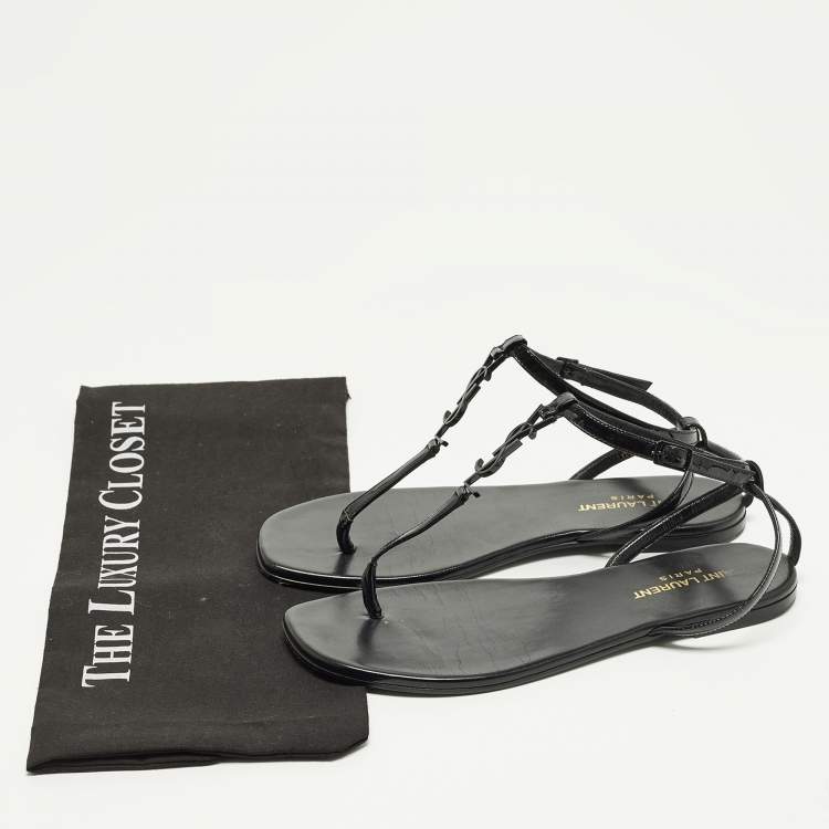 Pre Owned Saint Laurent Cassandra Size 37 Black Leather and Patent Leather Flat Sandals