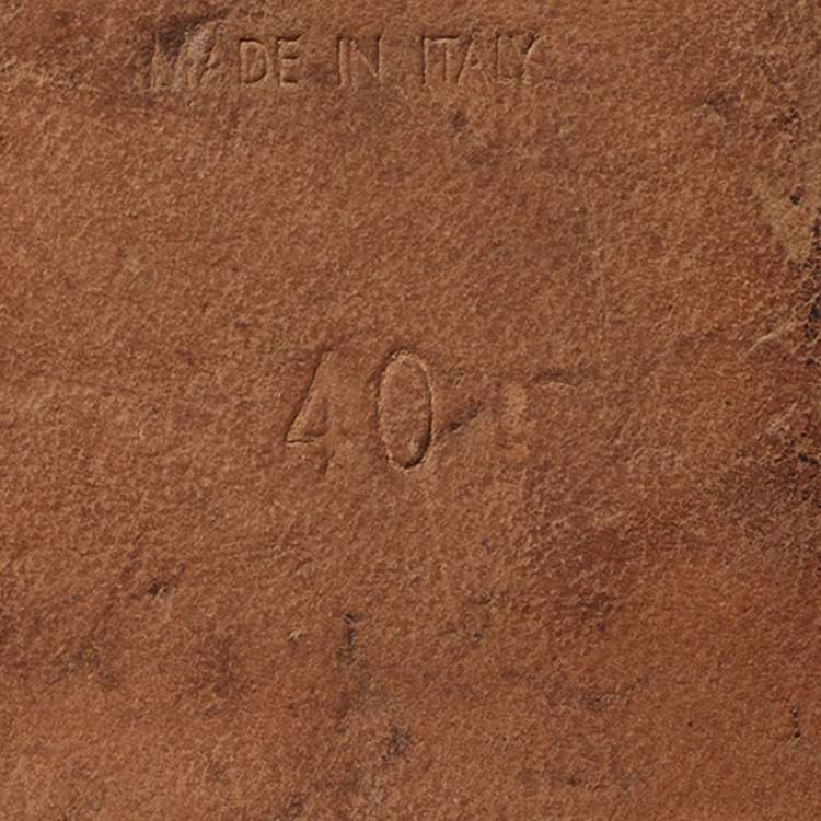 Pre Owned Saint Laurent Tribute Size 40 Beige Patent Leather Flat Sandals