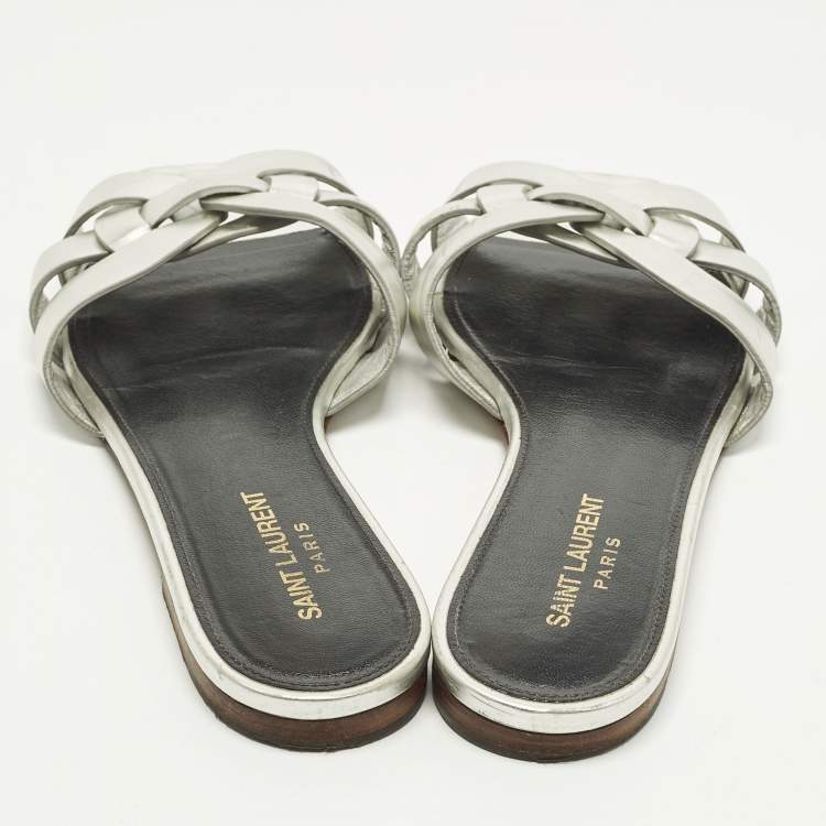 Pre Owned Saint Laurent Tribute Size 39 Silver Leather Flat Slide