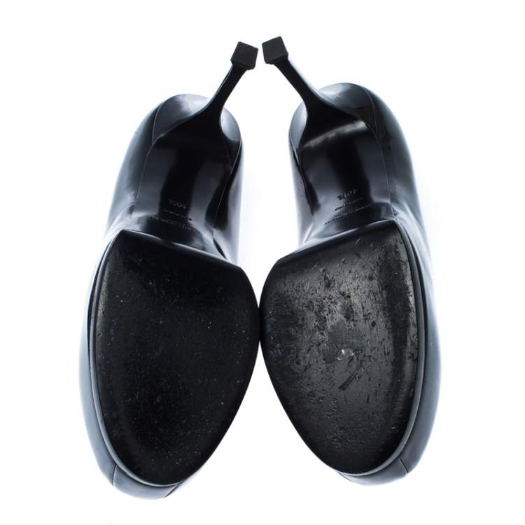 مملوكة مسبقًا Saint Laurent Black Patent Leather Tribtoo Round Toe Pumps Size 40.5