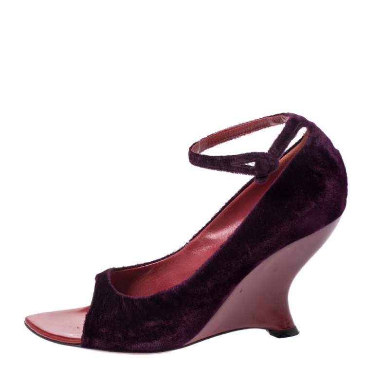 Pre Owned Yves Saint Laurent Purple Velvet Peep toe Wedges Size 37.5