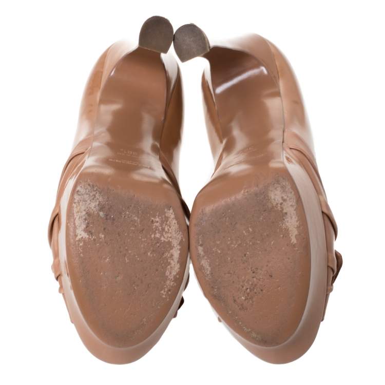 Pre Owned Yves Saint Laurent Beige Patent Leather And Leather Bow Tie Palais Platform Peep Toe Pumps Size 38.5