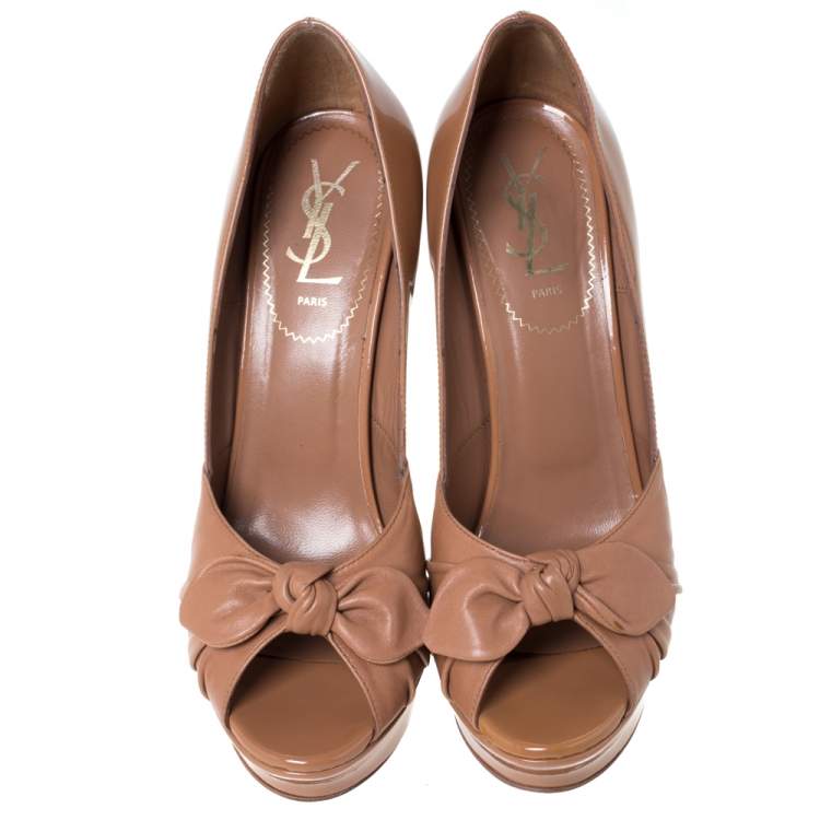 Pre Owned Yves Saint Laurent Beige Patent Leather And Leather Bow Tie Palais Platform Peep Toe Pumps Size 38.5