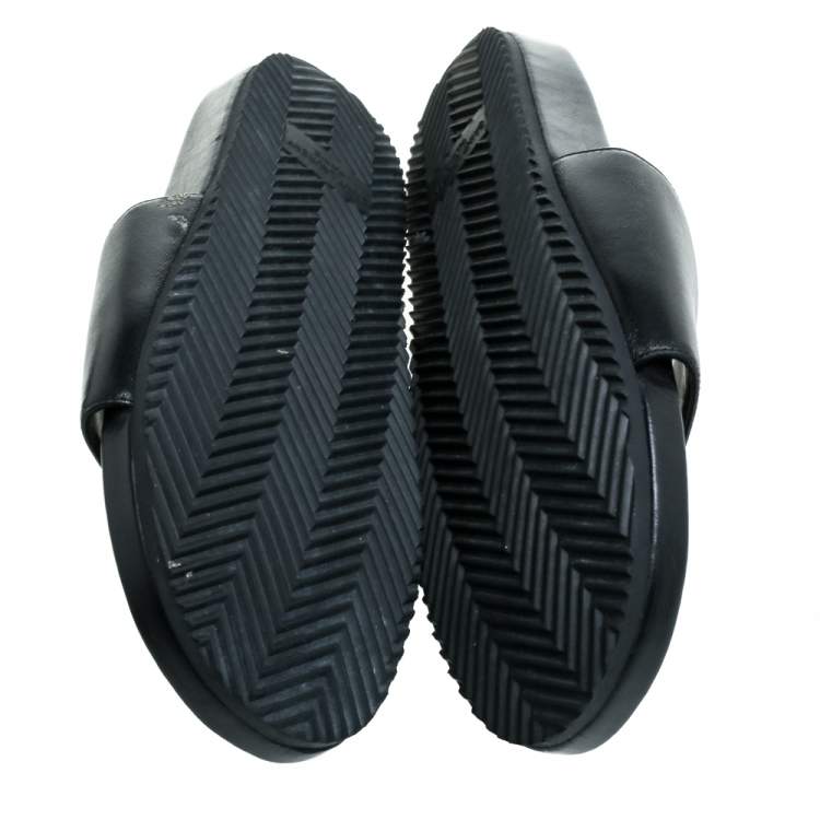 Pre Owned Saint Laurent Paris Black Leather Logo Slide Sandals Size 39