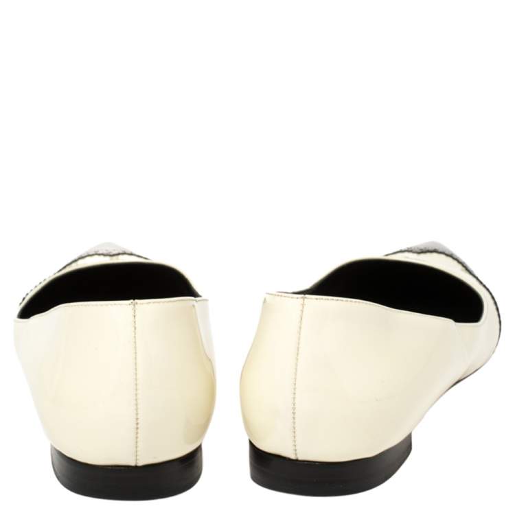 Pre Owned Saint Laurent White/Black Brogue Patent Leather Paris Pointed Toe Flats Size 40.5