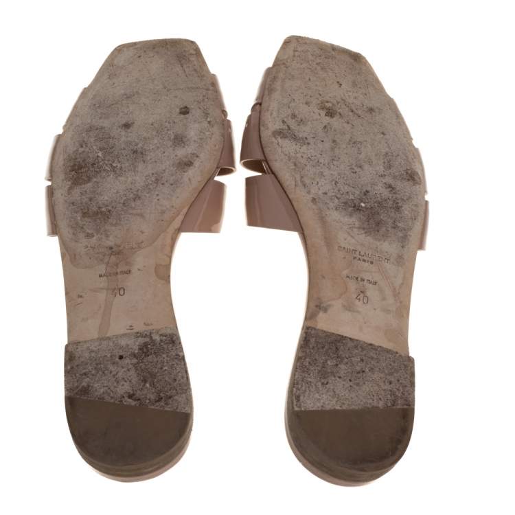 Pre Owned Saint Laurent Beige Patent Leather Tribute Flat Slides Size 40 