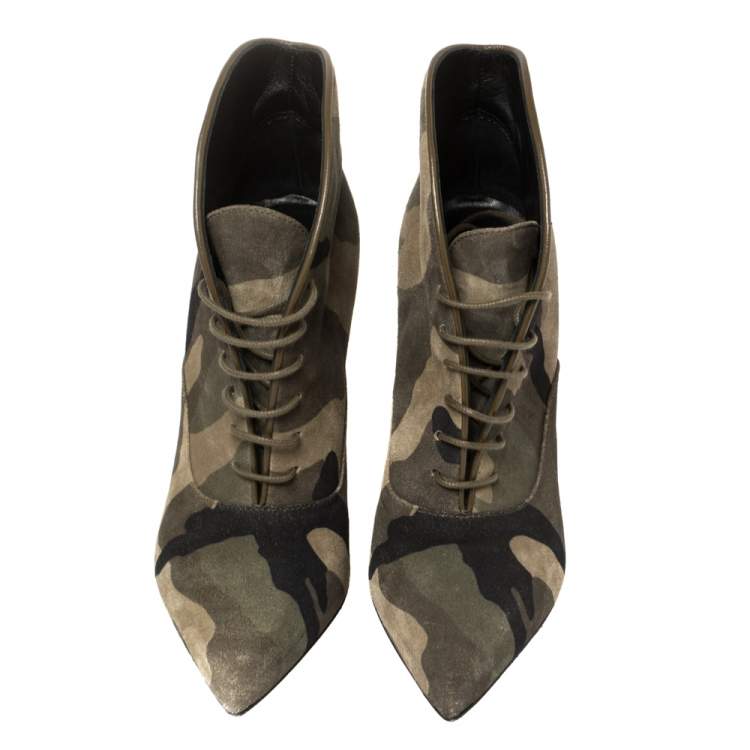Pre Owned Saint Laurent Multicolor Camo Suede Lace Up Booties Size 35.5