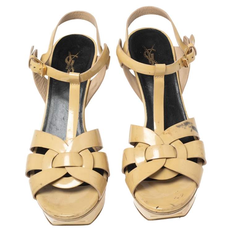مملوكة مسبقًا Saint Laurent Beige Patent Leather Tribute Platform Sandals Size 39
