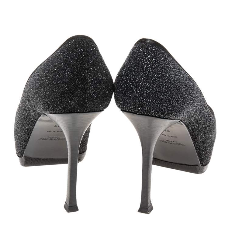 مملوكة مسبقًا Saint Laurent Black Glitter and Suede Trim Tribtoo Pumps Size 36