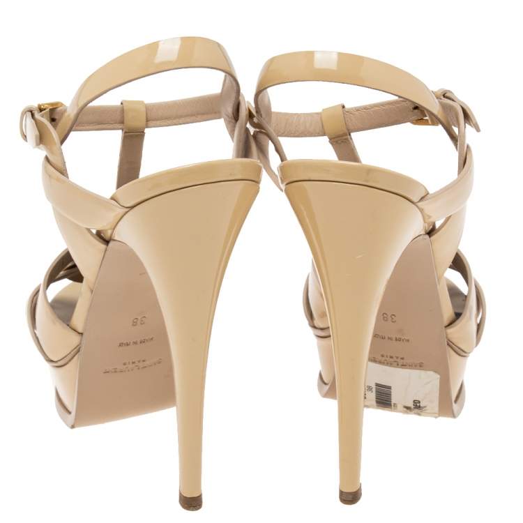 مملوكة مسبقًا Saint Laurent Beige Patent Leather Tribute Platform Sandals Size 38
