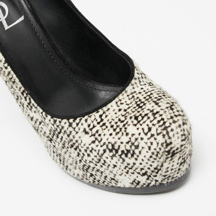 Pre Owned Saint Laurent  Cream/Black Calf Hair Tribtoo Platform Pumps Size 38.5