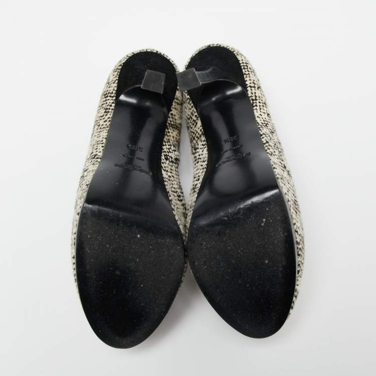 Pre Owned Saint Laurent  Cream/Black Calf Hair Tribtoo Platform Pumps Size 38.5