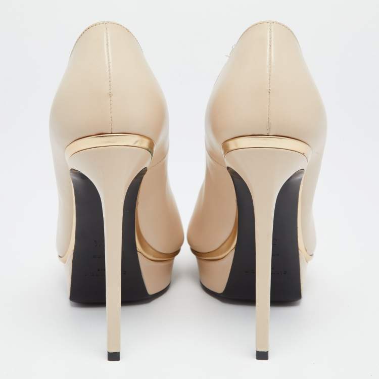 Pre Owned Saint Laurent Cream Leather Janis Pointed Toe Pumps Size 38.5