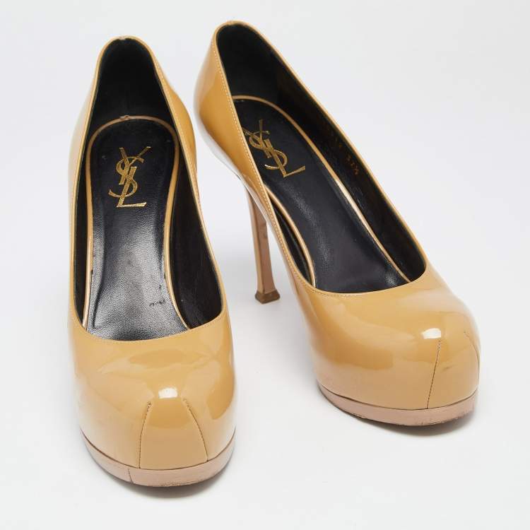 مملوكة مسبقًا Saint Laurent Beige Patent Leather Tribtoo Platform Pumps Size 37.5