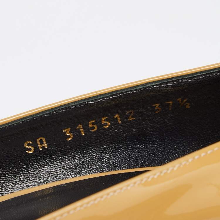 مملوكة مسبقًا Saint Laurent Beige Patent Leather Tribtoo Platform Pumps Size 37.5