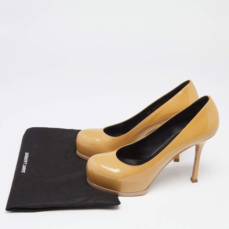مملوكة مسبقًا Saint Laurent Beige Patent Leather Tribtoo Platform Pumps Size 37.5