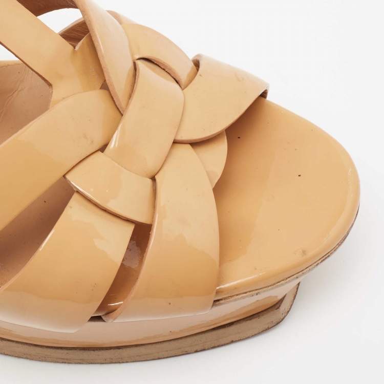 مملوكة مسبقًا Saint Laurent Beige Patent Leather Tribute Platform Sandals Size 38.5 