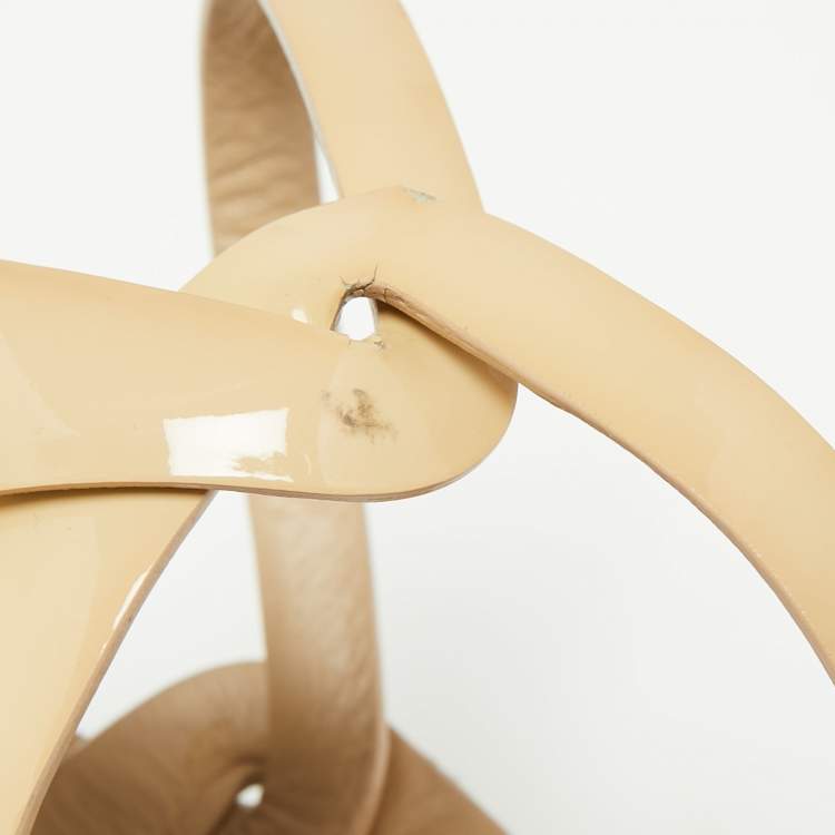 مملوكة مسبقًا Saint Laurent Beige Patent Leather Tribute Platform Sandals Size 39