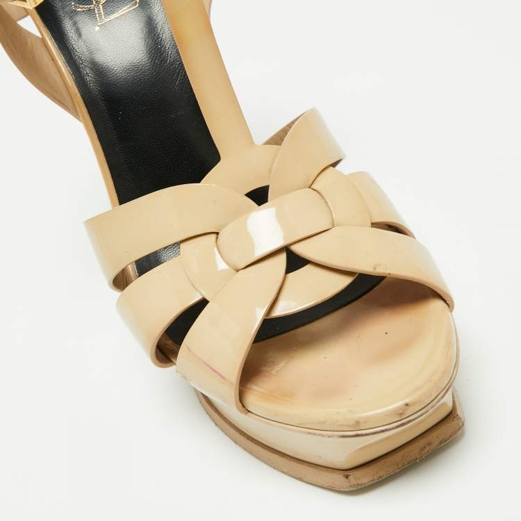 مملوكة مسبقًا Saint Laurent Beige Patent Leather Tribute Platform Sandals Size 39