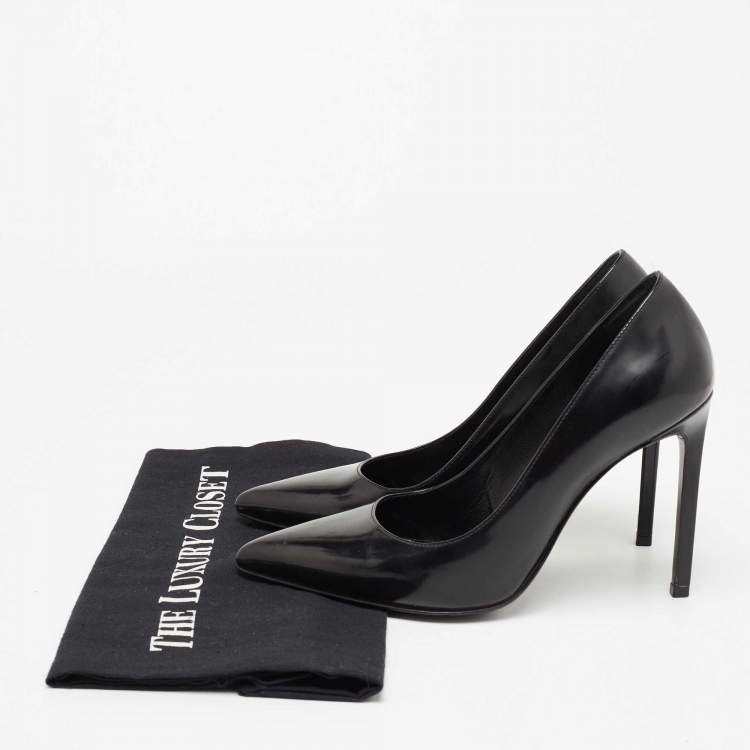 مملوكة مسبقًا Saint Laurent Black Patent Leather Classic Pointed Toe Pumps Size 36