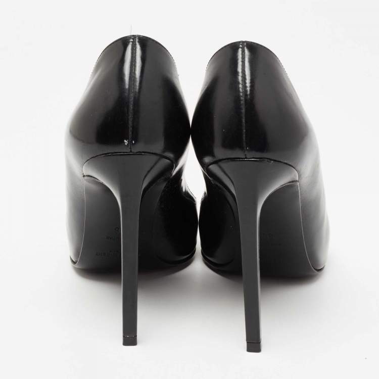 مملوكة مسبقًا Saint Laurent Black Patent Leather Classic Pointed Toe Pumps Size 36