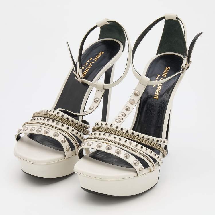 مملوكة مسبقًا Saint Laurent White Leather Alice Studded Platform Sandals Size 39.5