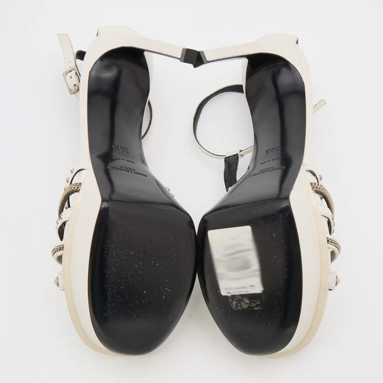 مملوكة مسبقًا Saint Laurent White Leather Alice Studded Platform Sandals Size 39.5