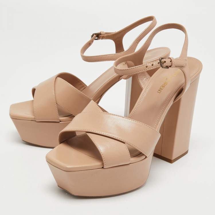 مملوكة مسبقًا Saint Laurent Beige Leather Farrah Sandals Size 38.5