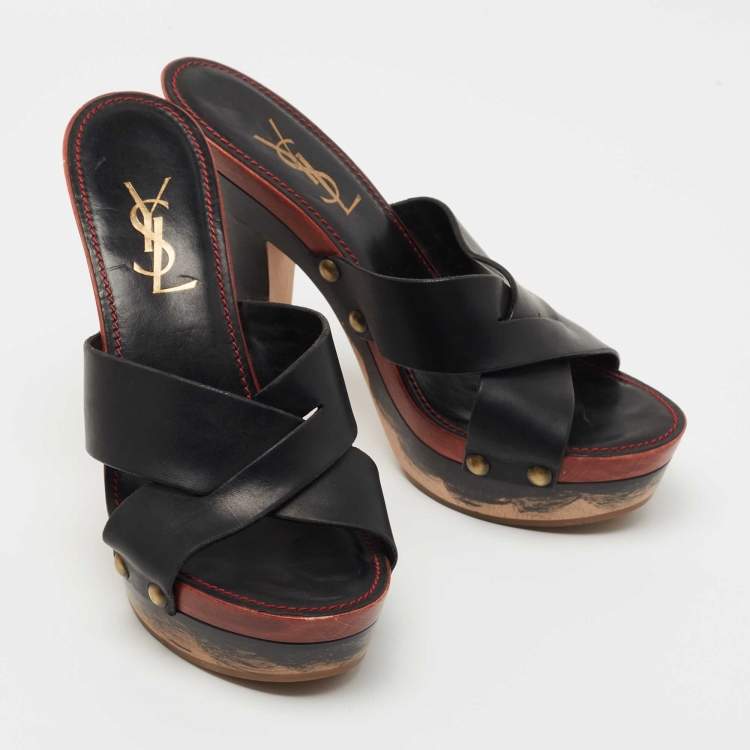مملوكة مسبقًا Saint Laurent Black Leather Platform Clogs Size 38
